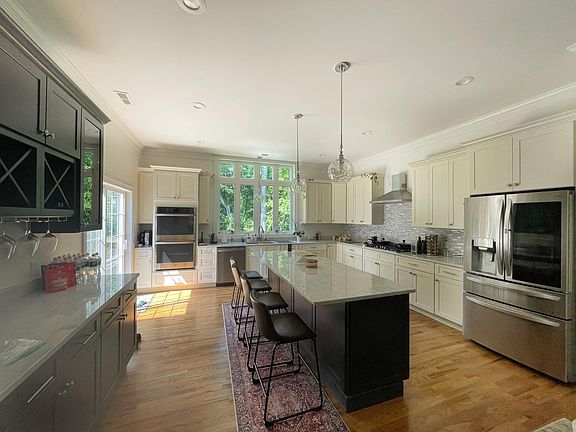 2nd image of 275 Moose Hill Rd