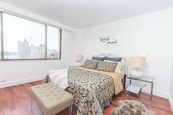 Sold by Keller Williams NYC | media 8