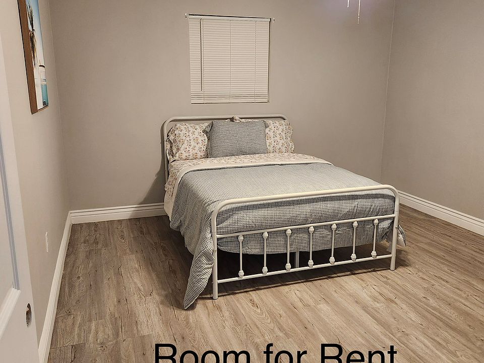 2nd image of 1213 Dawn St #2