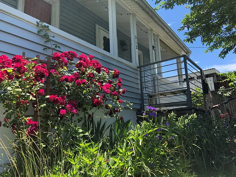 312 Beach 87th St — Photo 3