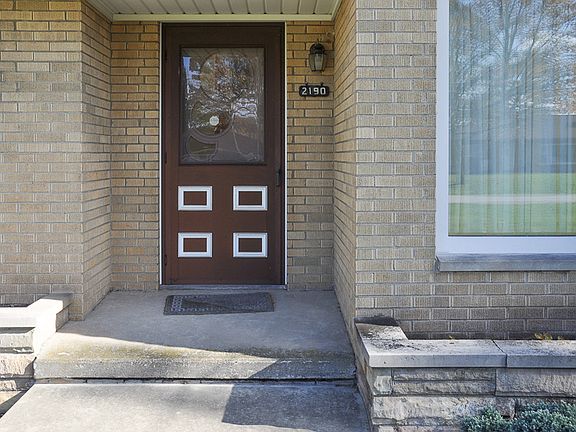 3rd image of 2190 Augsburg Dr