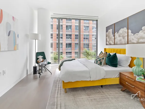 520 West 28th Street image 8 of 23