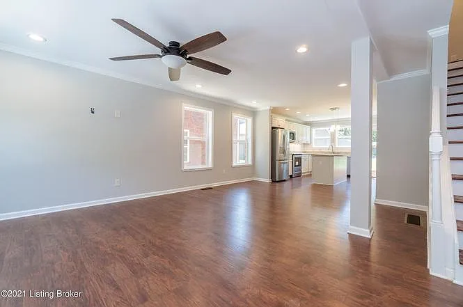 3 bed, 2.5 bath, 1362 sqft, $1,950 — Photo 4