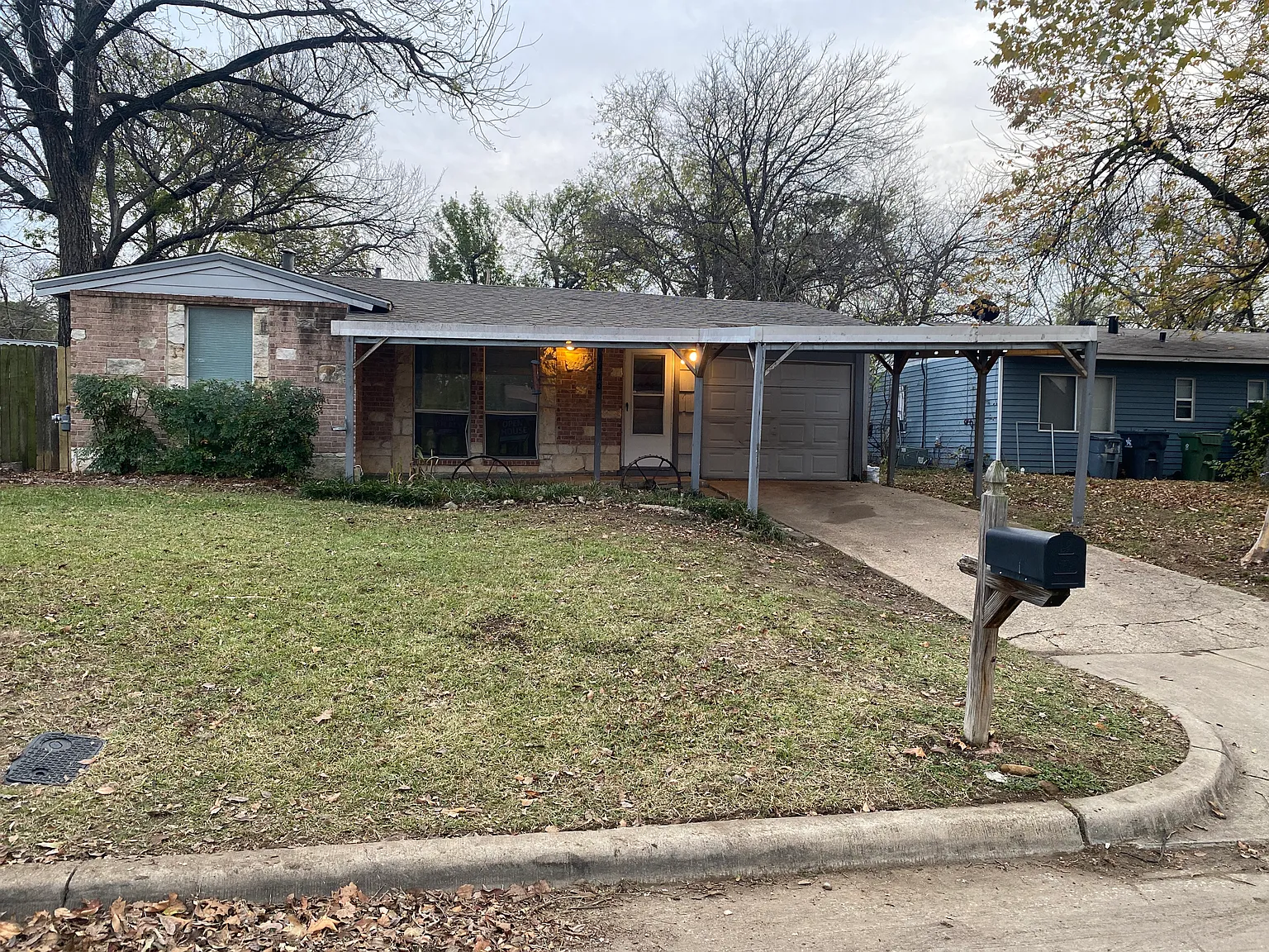 1410 Cardinal St — Photo 3