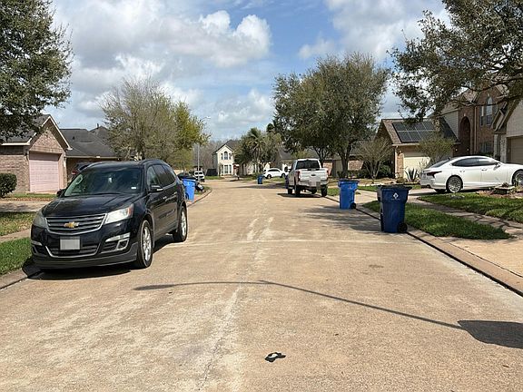4th image of 29 Mira Loma Dr