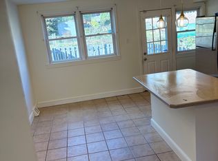 448 Hermit St, Philadelphia, PA 19128