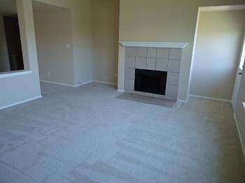 4th image of 244 Hilltop Dr