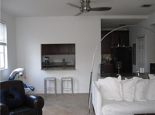 5th image of 113 Mendoza Ave