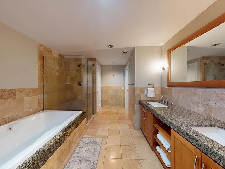 2060 Beach Blvd #1005 — Photo 14
