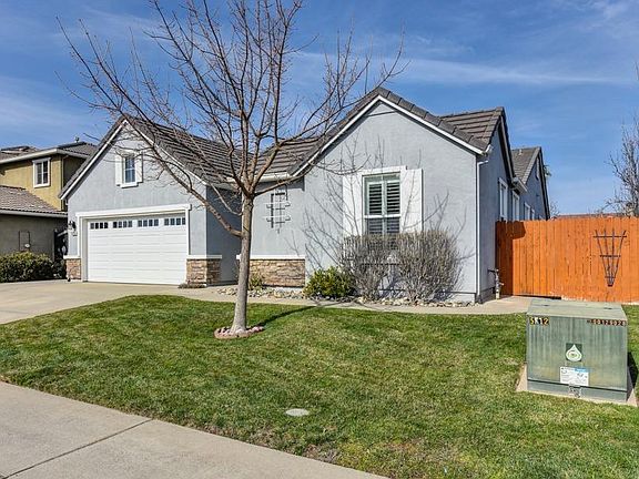 2nd image of 9723 Vintage Park Dr