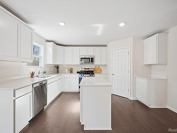 7th image of this home