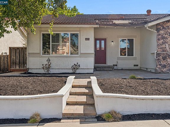 5th image of 4475 Barberry Ct