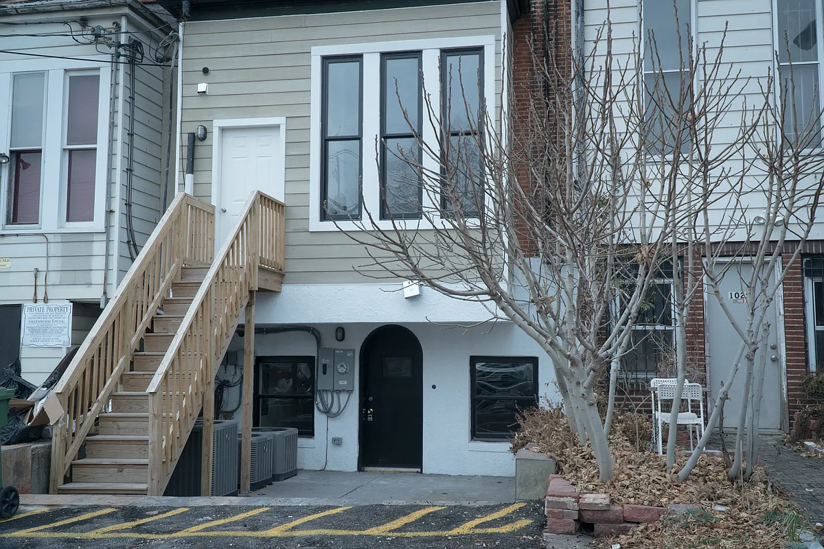 Building Photo - 1023 N Calvert St #B