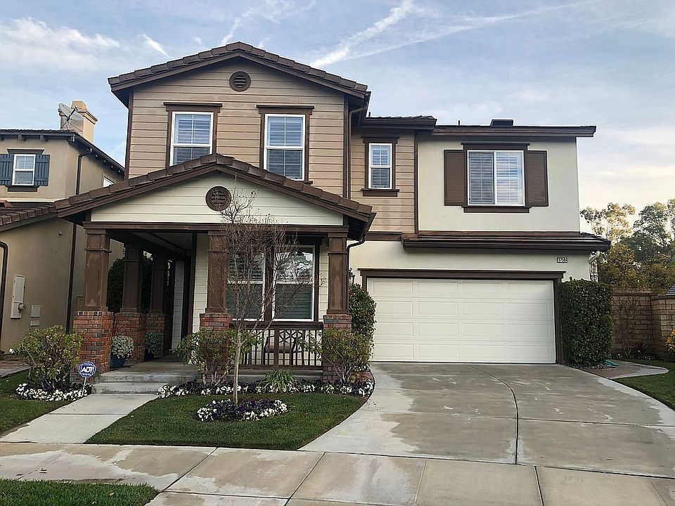 1st image of 27564 Weeping Willow Dr