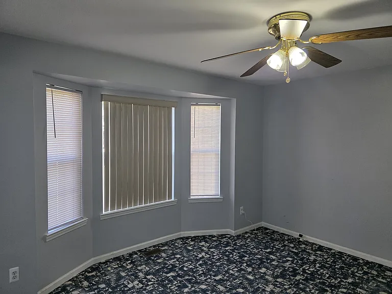 1254 Hartland St — Photo 41
