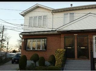 17745 Meadow Rd, Jamaica, NY 11434