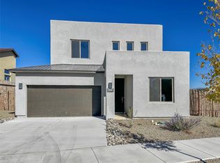 3356 Zinnia Ln, Santa Fe, NM 87507