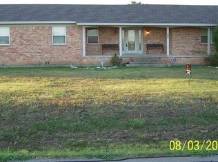503 Locust Dr, Red Oak, TX 75154