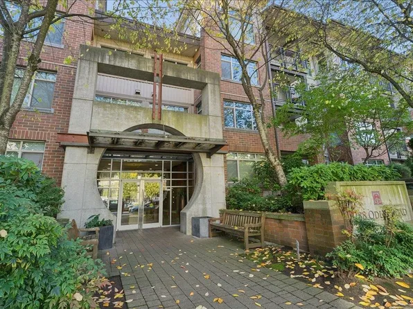 9288 Odlin Rd #427, Richmond, BC V6X 0C3