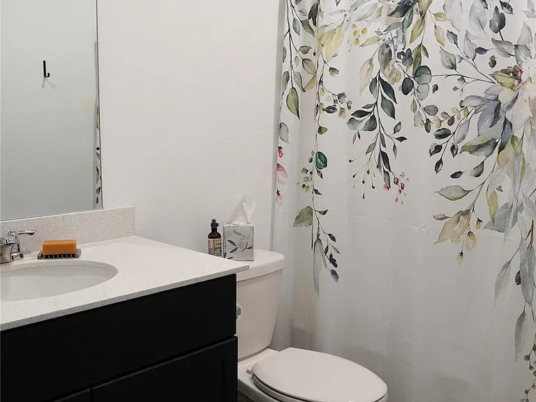13804 Knights Branch Dr — Photo 14