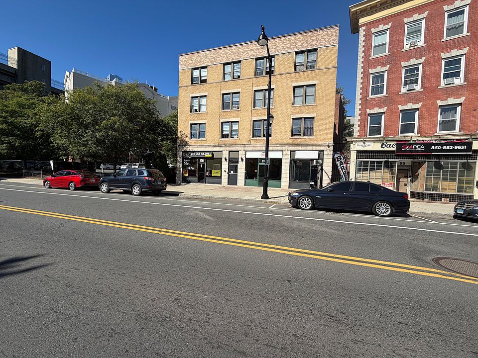 1st image of 101 Maple Ave APT C1