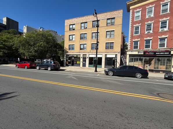 101 Maple Ave APT D3