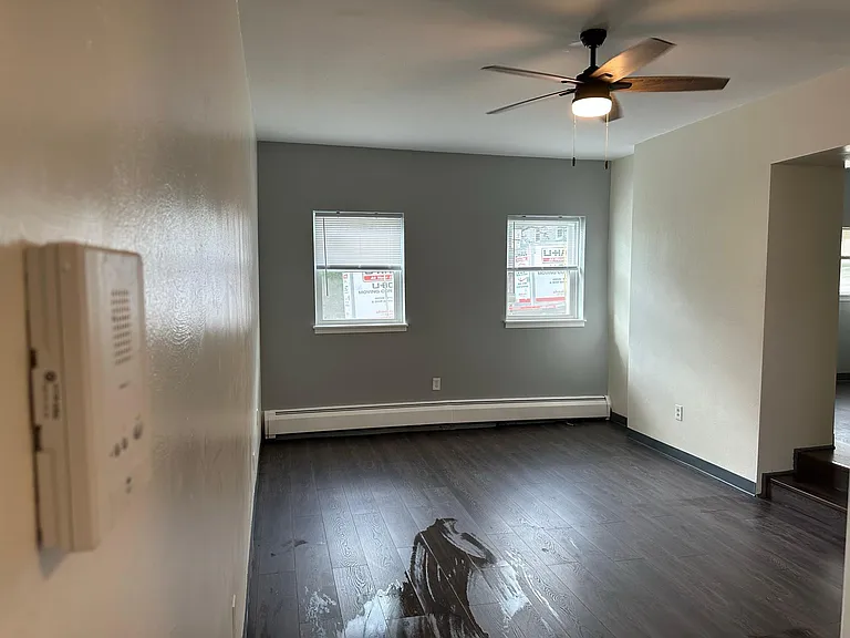 1800 Webster Ave #6 — Photo 11