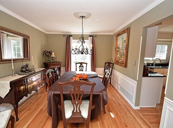 4th image of 826 Casa Solana Dr