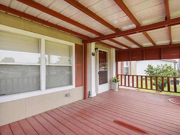 4th image of 22960 Shell Shore Dr