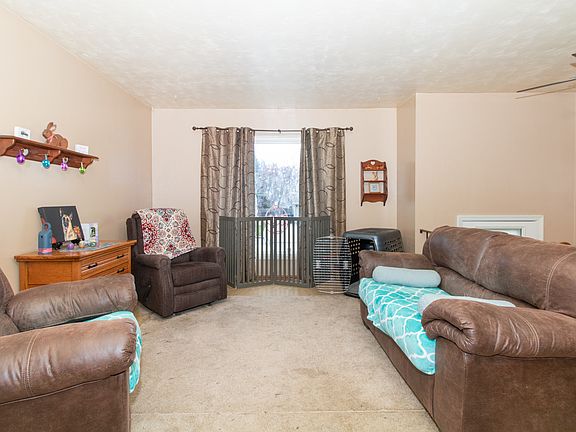 4th image of 1316 Dogwood Ln