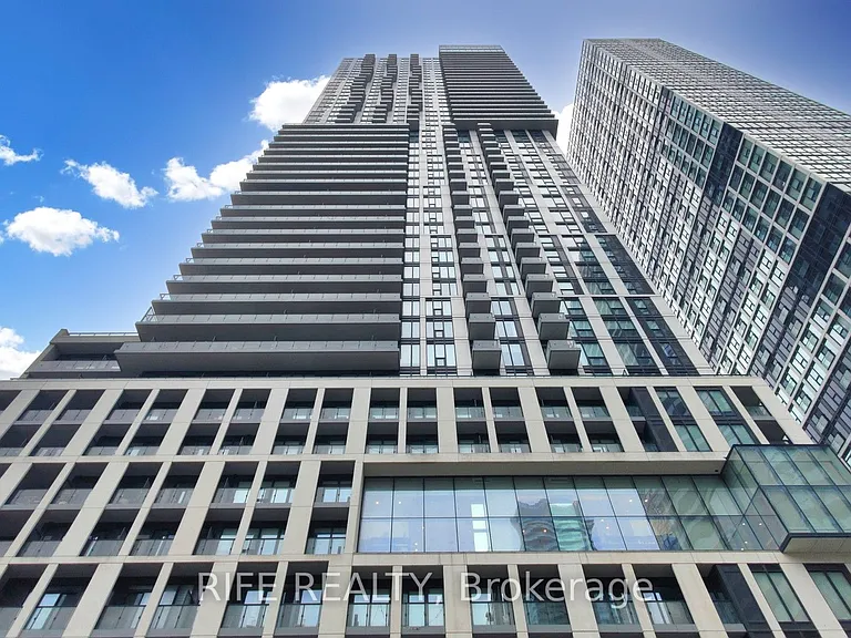 251 Jarvis St #830 — Photo 4