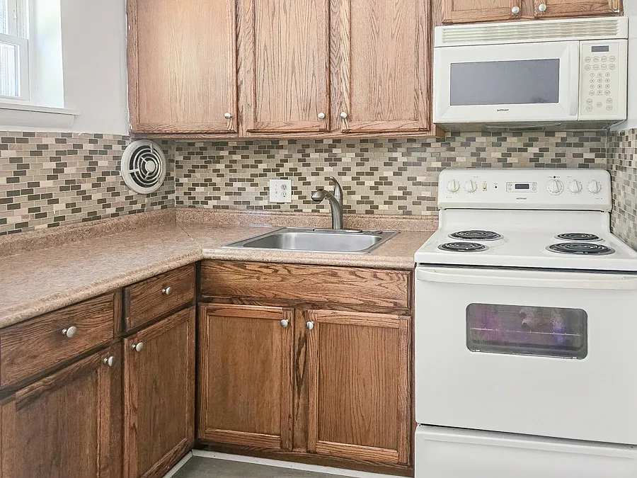 1 bed, $999 — Photo 3