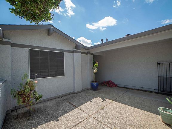 2nd image of 7416 Sunborough Ln