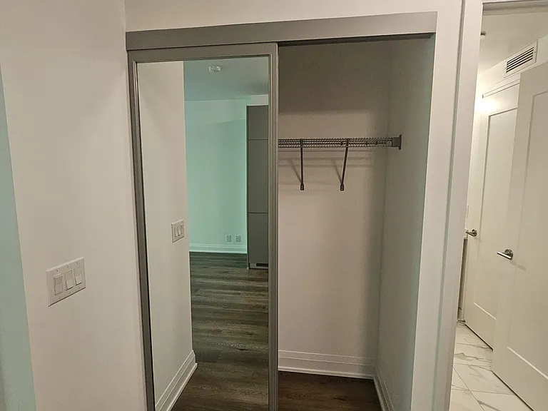 65 Broadway Ave #208 — Photo 9