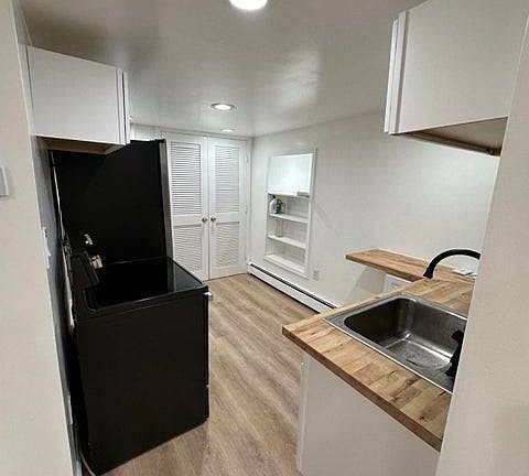 4th image of 27 McElwain Ave #1