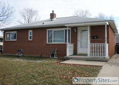 2nd image of 640 Scriven Ave