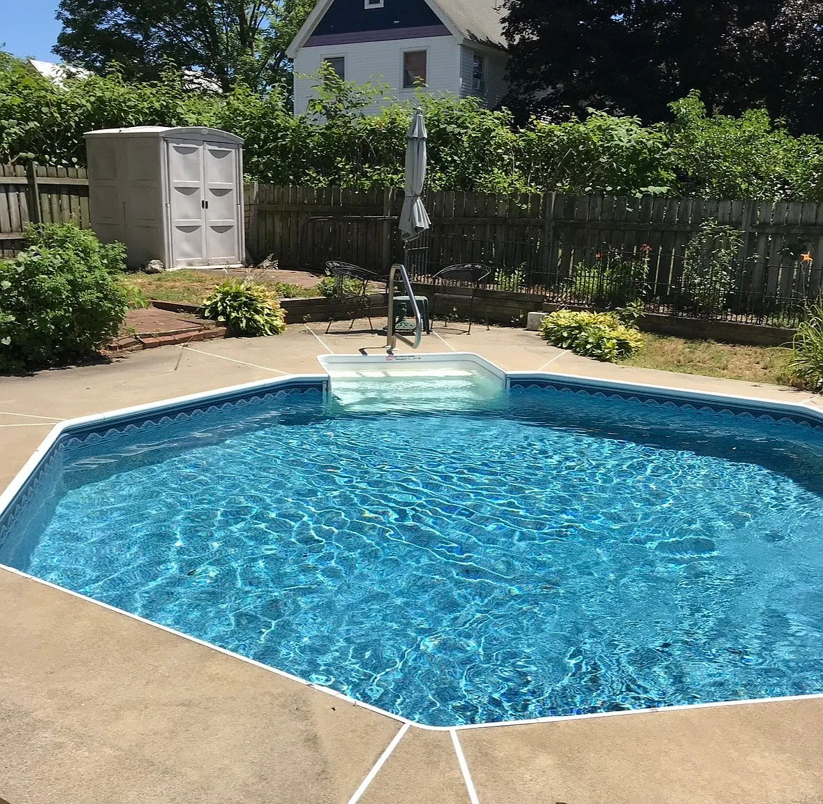 3 bed, 1202 sqft, $2,500 — Photo 2