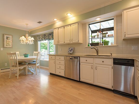 5th image of 2104 Lavoie Ct