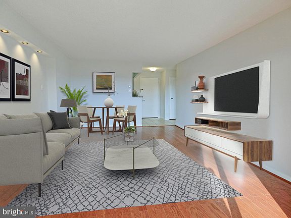 5th image of 200 N Pickett St APT 614