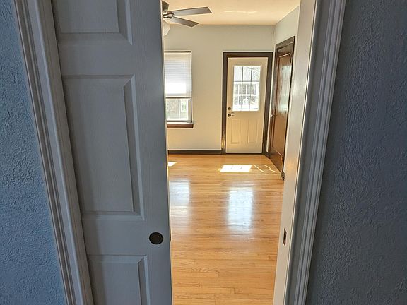 4th image of 5959A Coronado Ave
