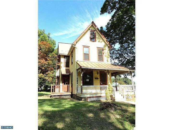 104 Beckley St photo 1