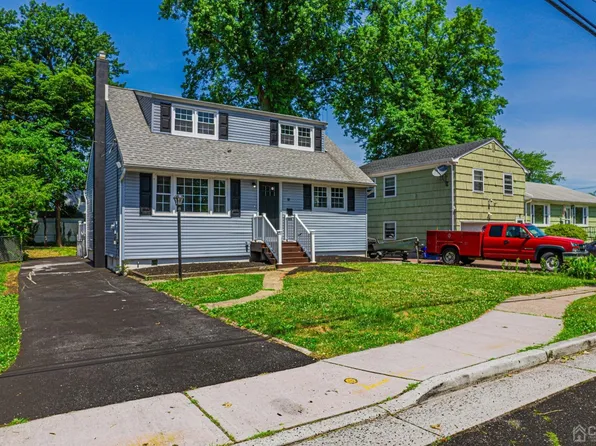 10 Winans Ave, Piscataway, NJ 08854