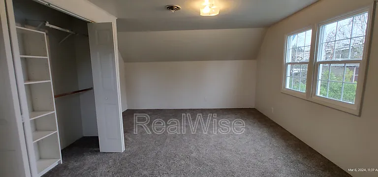 355 W Selmar Ct — Photo 15