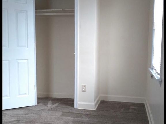 5th image of 200 S Veitch St APT 2