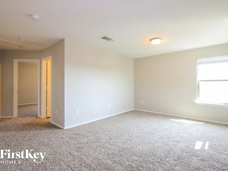 7015 Pescala Rdg — Photo 8