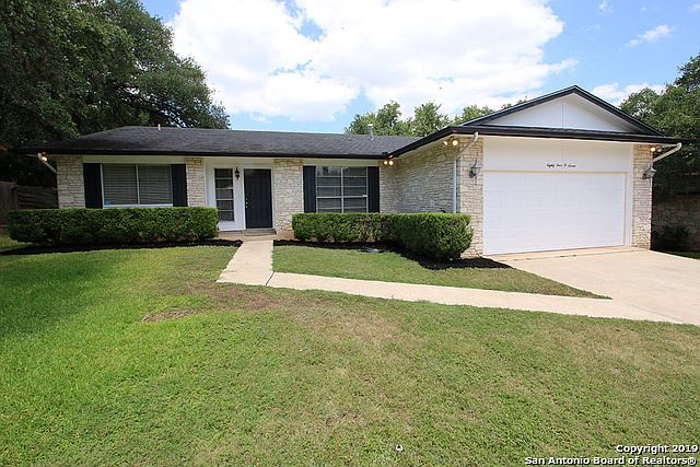 1st image of 8407 Shallow Creek Dr