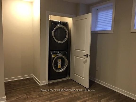 4th image of 445 Ontario St N #138