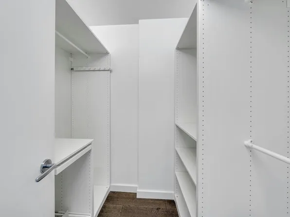 320 Adolphus Avenue image 18 of 43