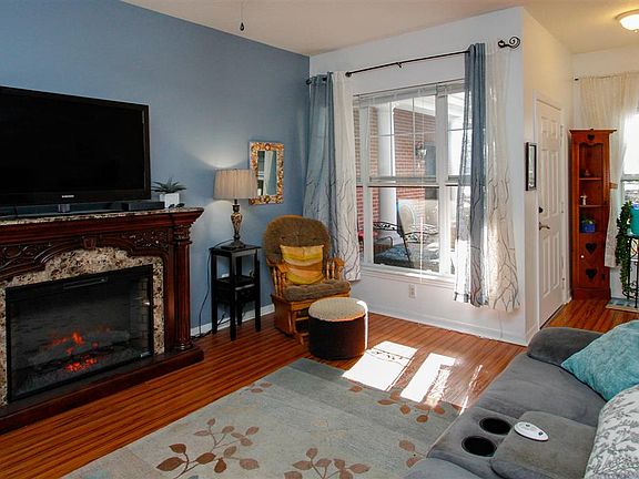 4th image of 24110 Harbour Vista Cir