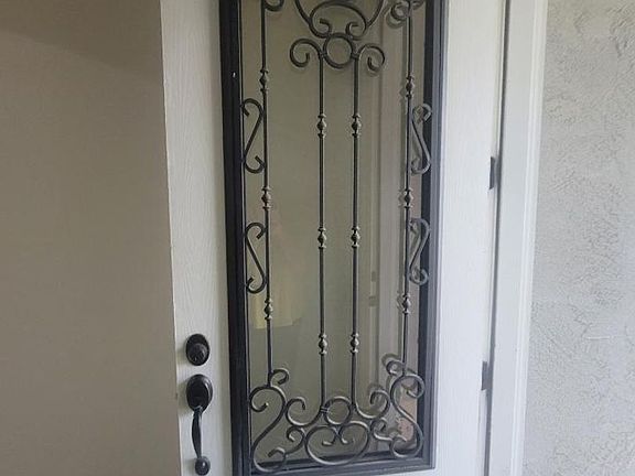 4th image of 724 Fir Wood Ln